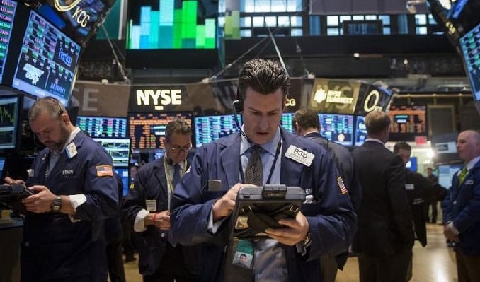 New York Yükselişte , Asya Piyasaları Düşüşte