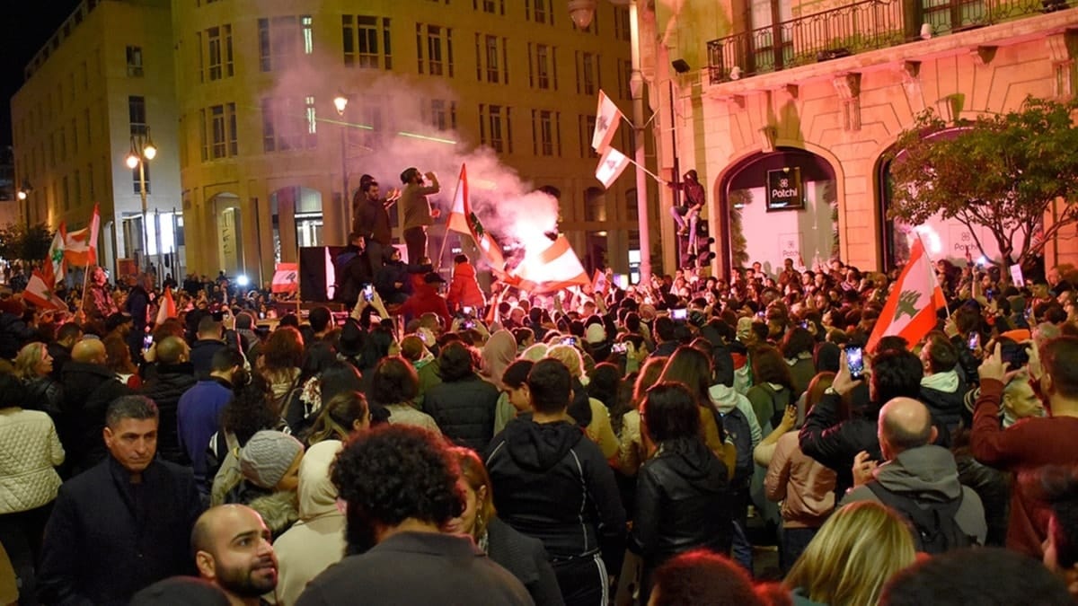 Lübnan’da Sular Durulmuyor!