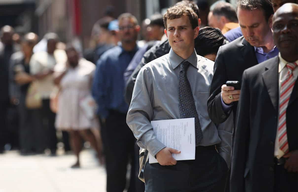 Unemployment Applications in the USA Were Above The Estimates