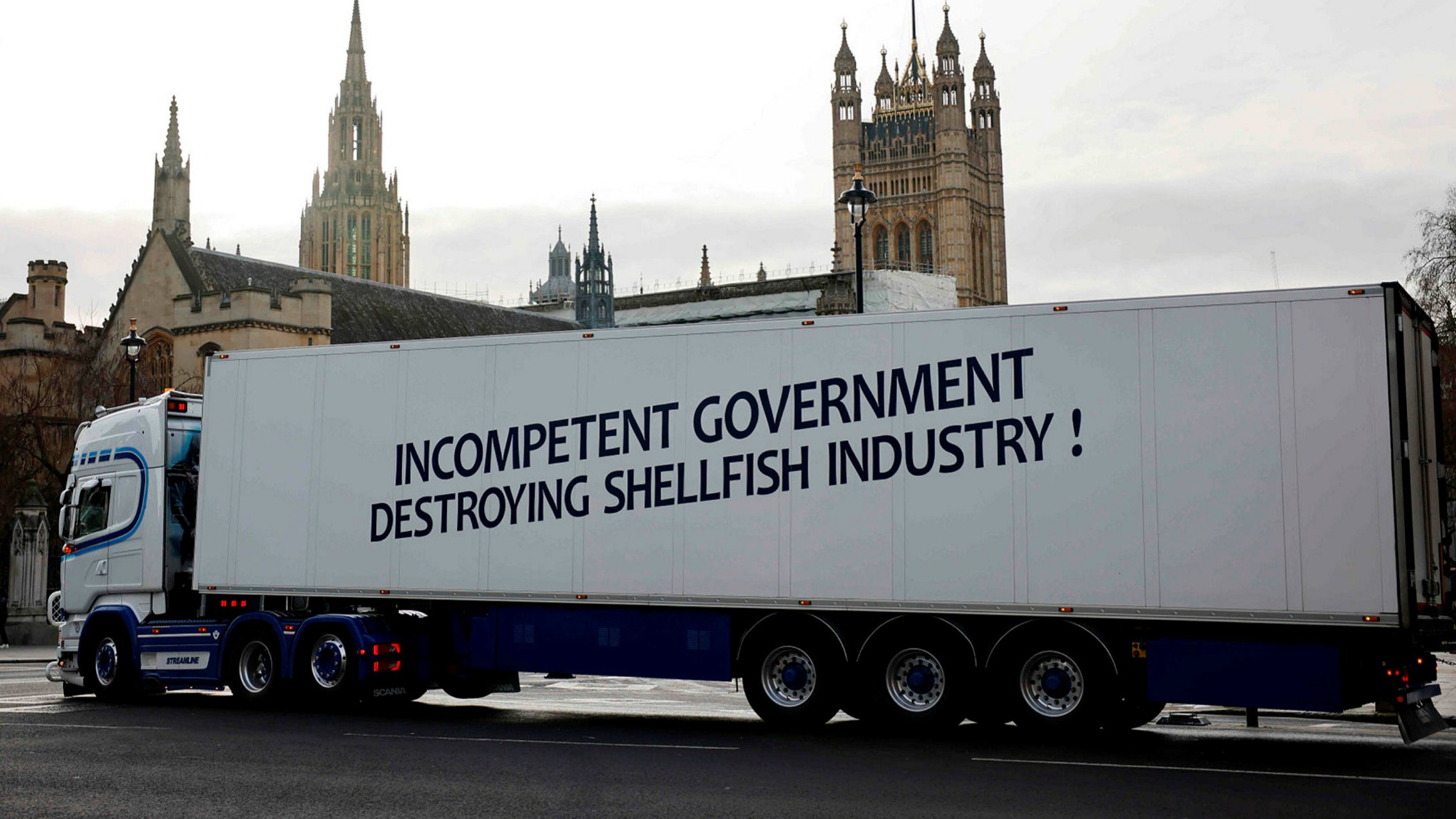 Fishing companies protested to the British Parliament against bureaucracy