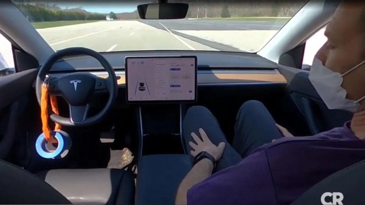 Test raporu Tesla'yı baskı altına almaya devam ediyor