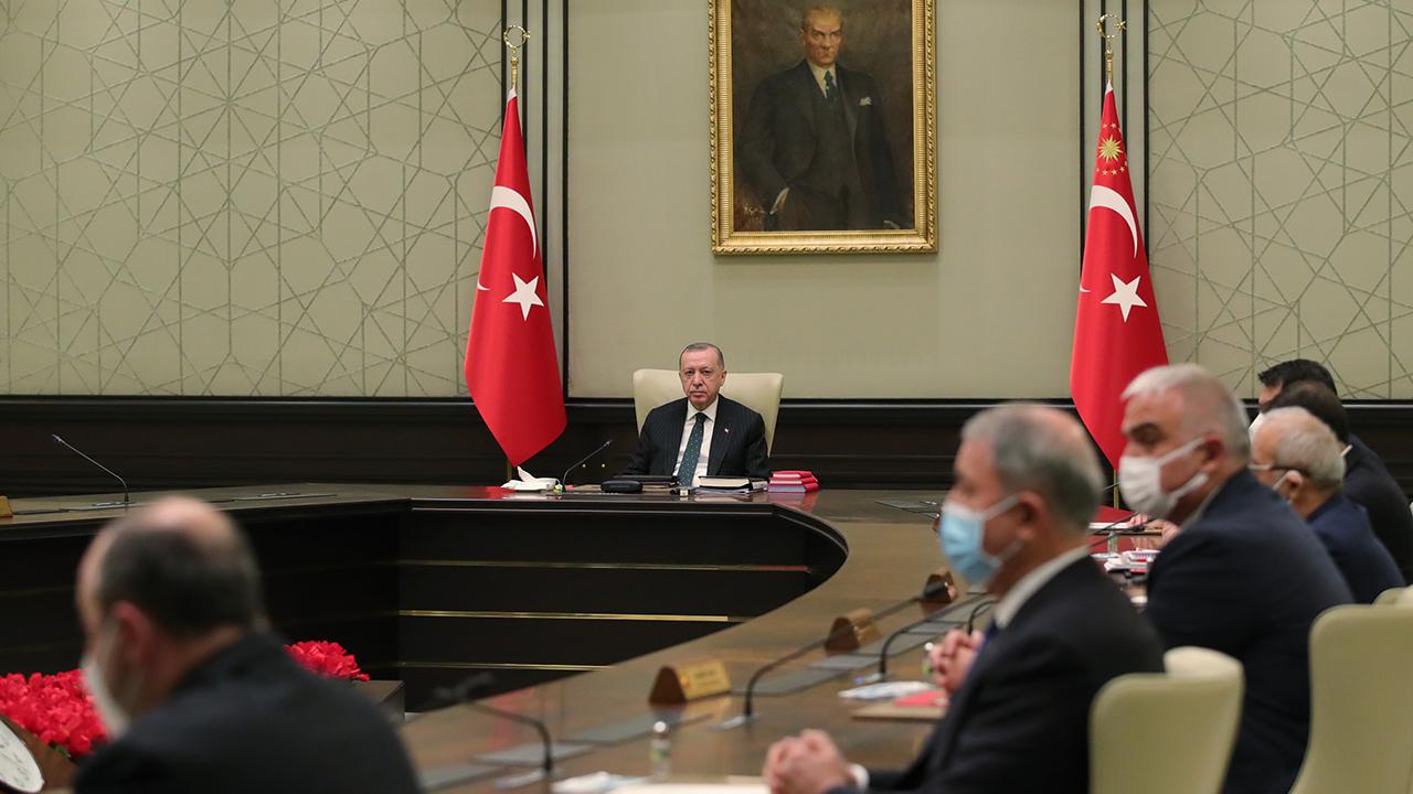 The Presidential Cabinet Will Meet Tomorrow