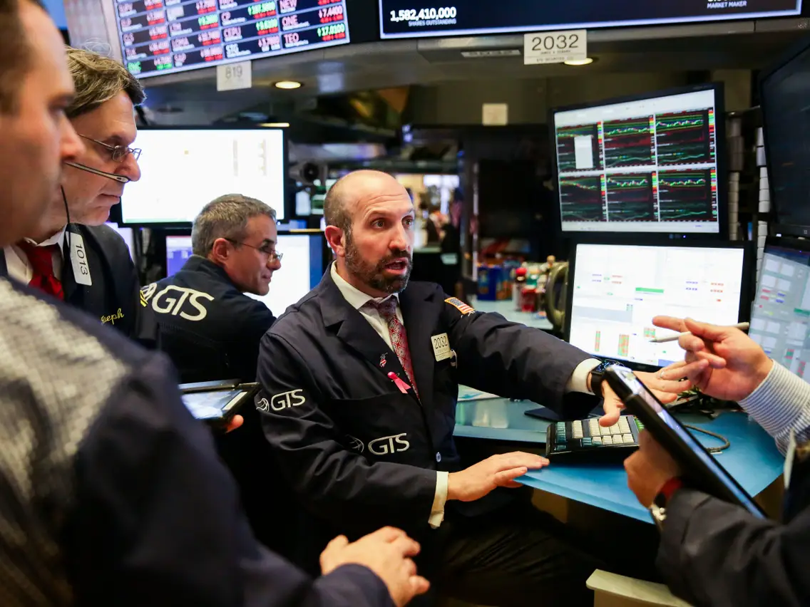 Büyük ABD hisse senedi endeksleri küçük kayıplar gördü