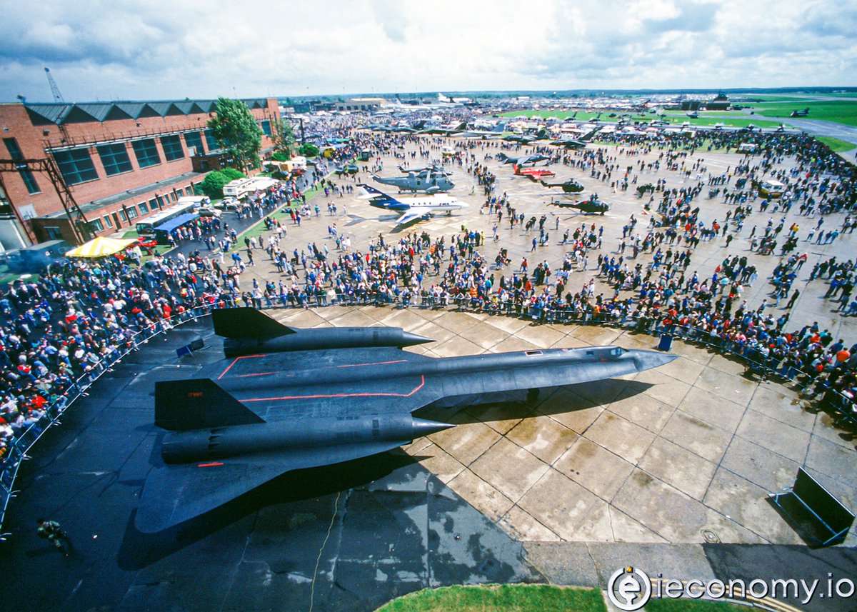 Almanya genelinde çalışanlar Airbus'ta uyarı grevi yaptı