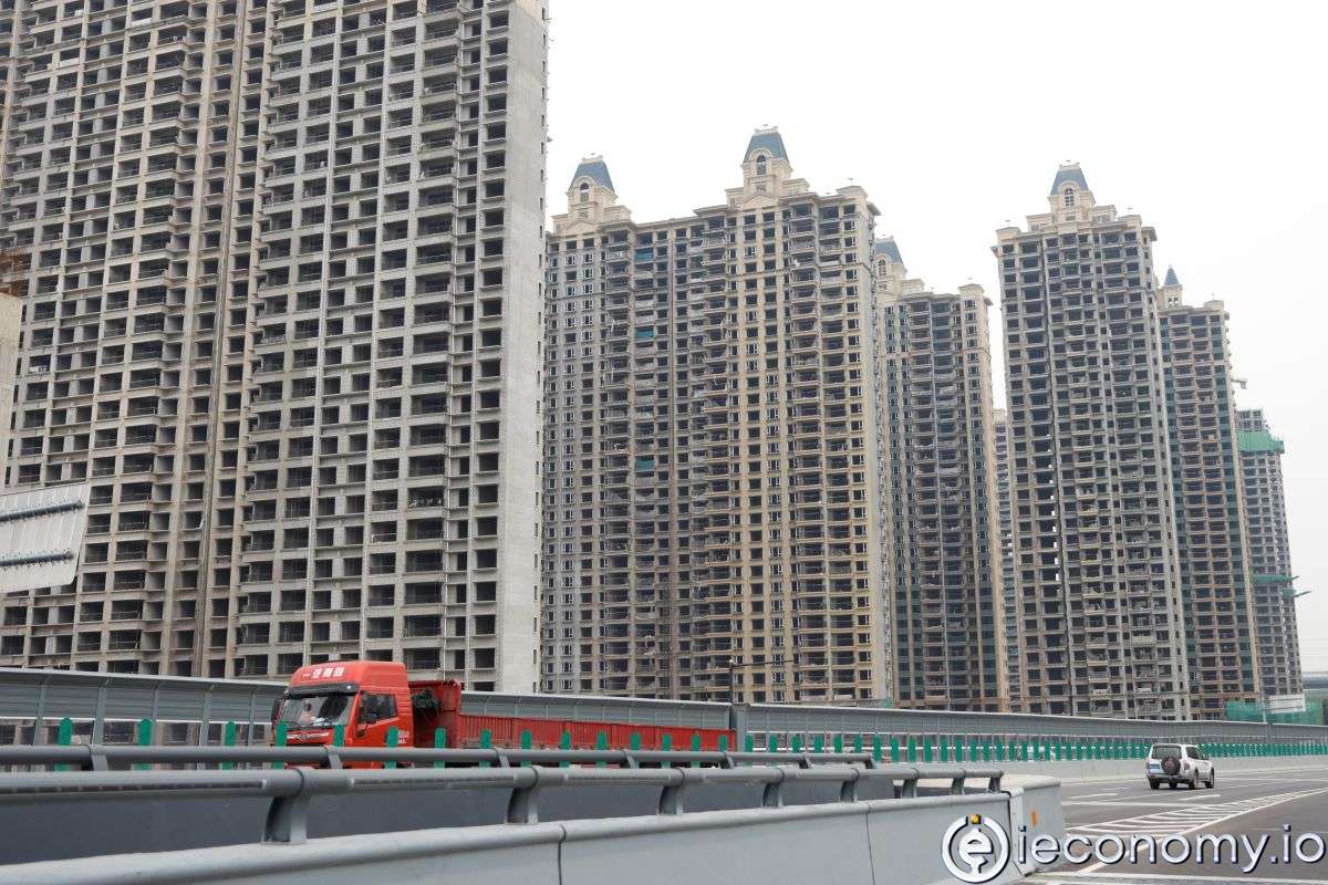 Sinic, Evergrande'nin çöküşü nedeniyle 1 milyar dolardan fazla kaybetti