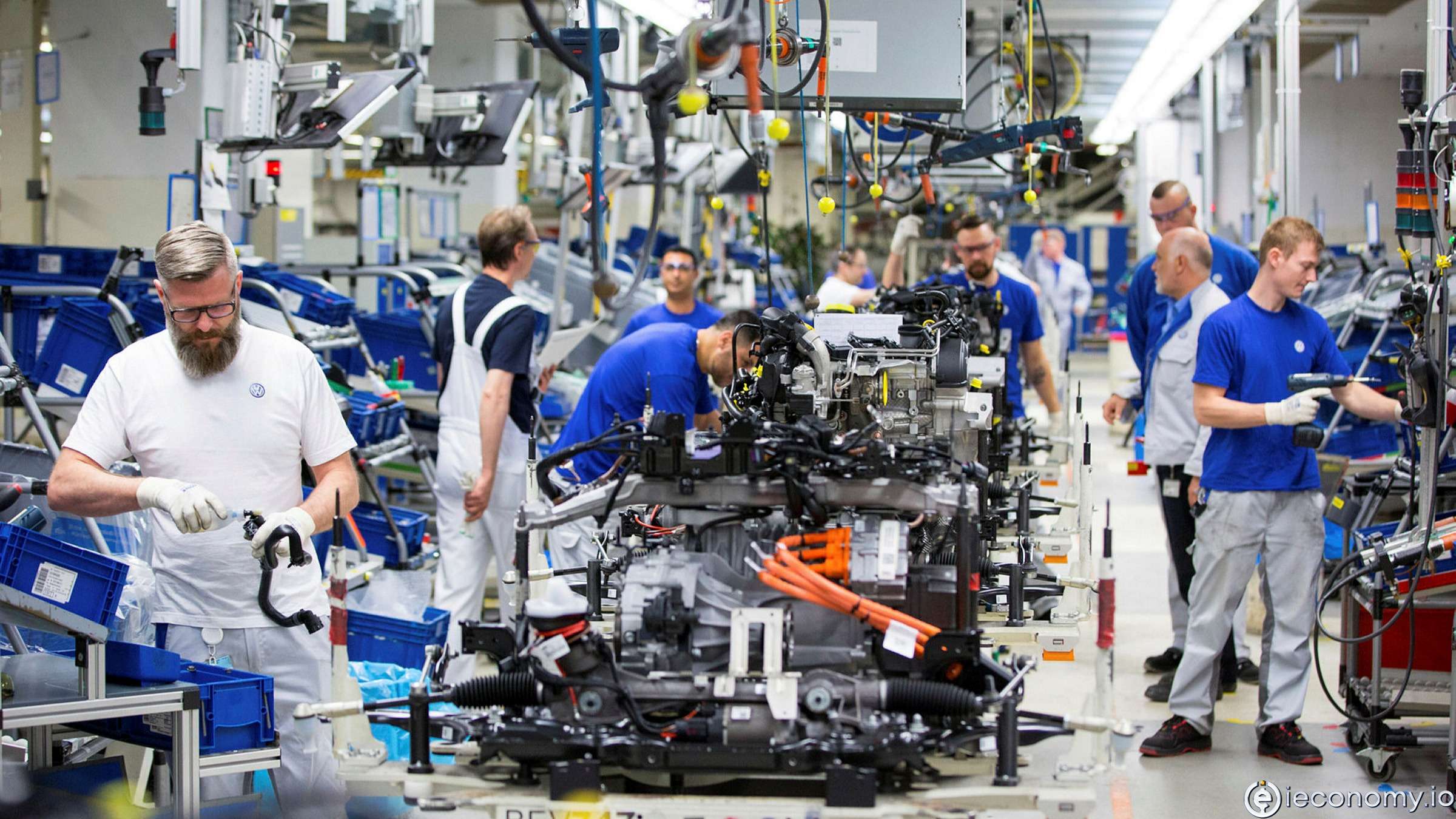 Hem euro bölgesi hem de AB sanayi üretimi Ağustos ayında düştü