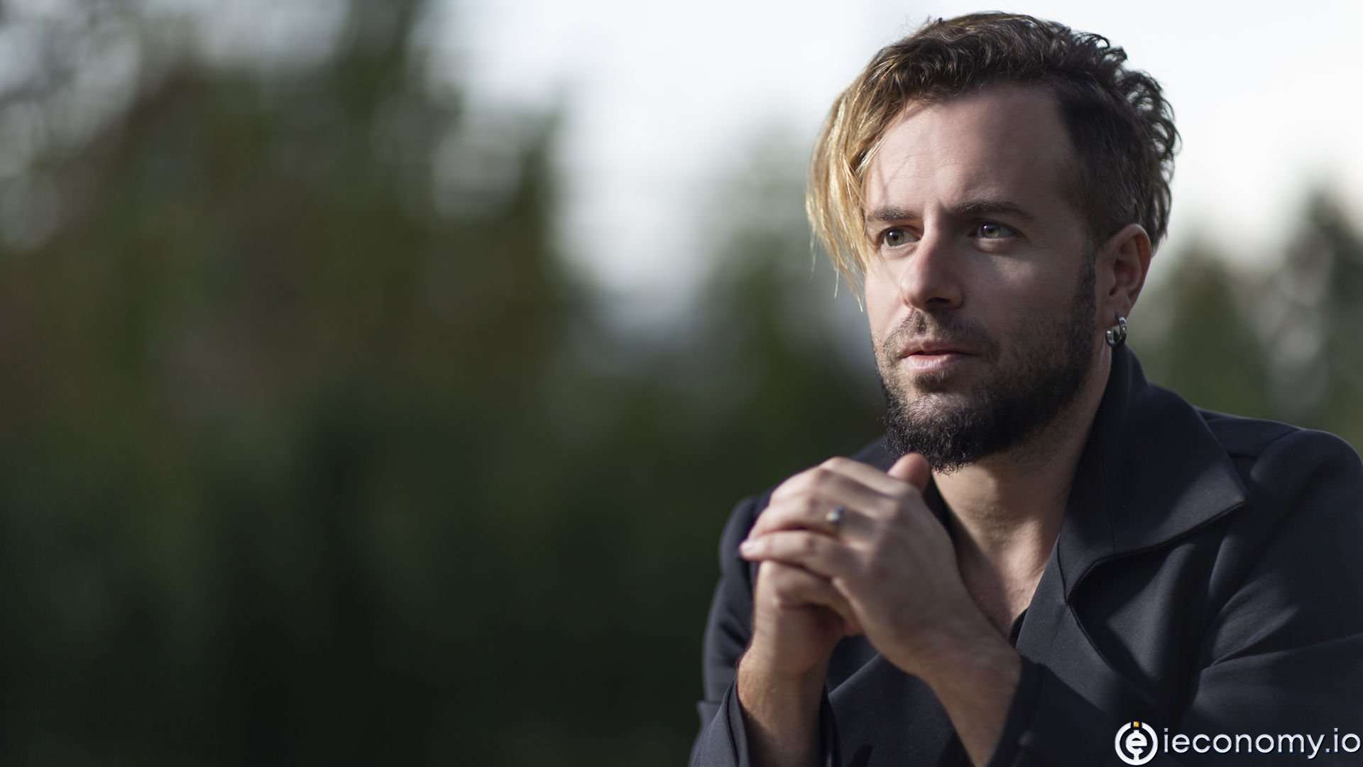 Emre Aydın Yeni Şarkısını NFT Şeklinde Çıkardı!