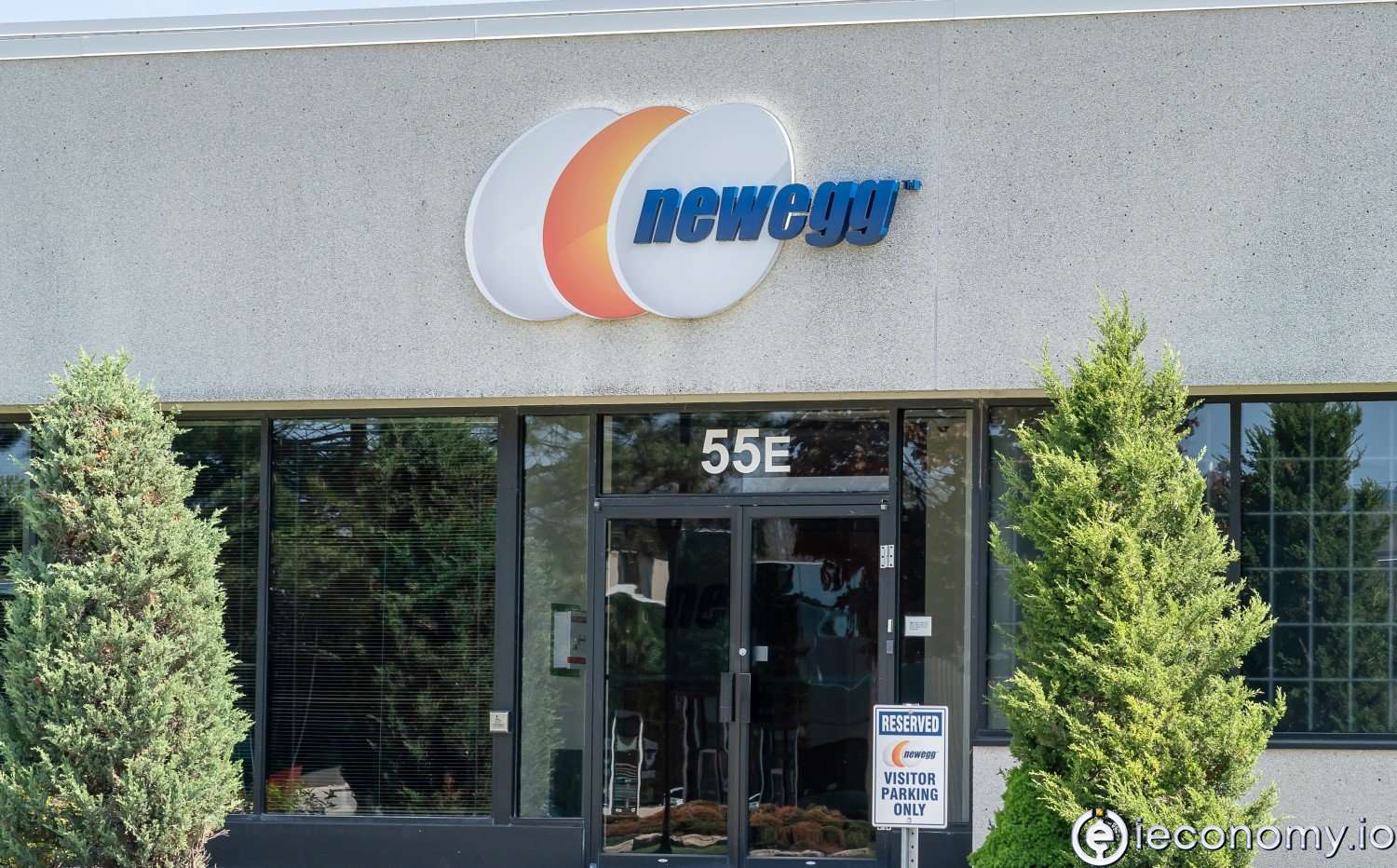 Newegg, Shiba Inu Kabul Edebilir