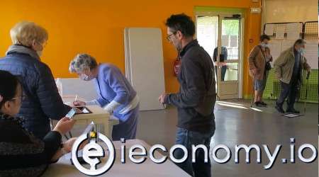 Fransa Cumhurbaşkanı Seçimine Gidiyor