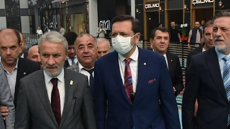Rifat Hisarcıklıoğlu'ndan yerli otomobilin fiyatına ilişkin açıklama