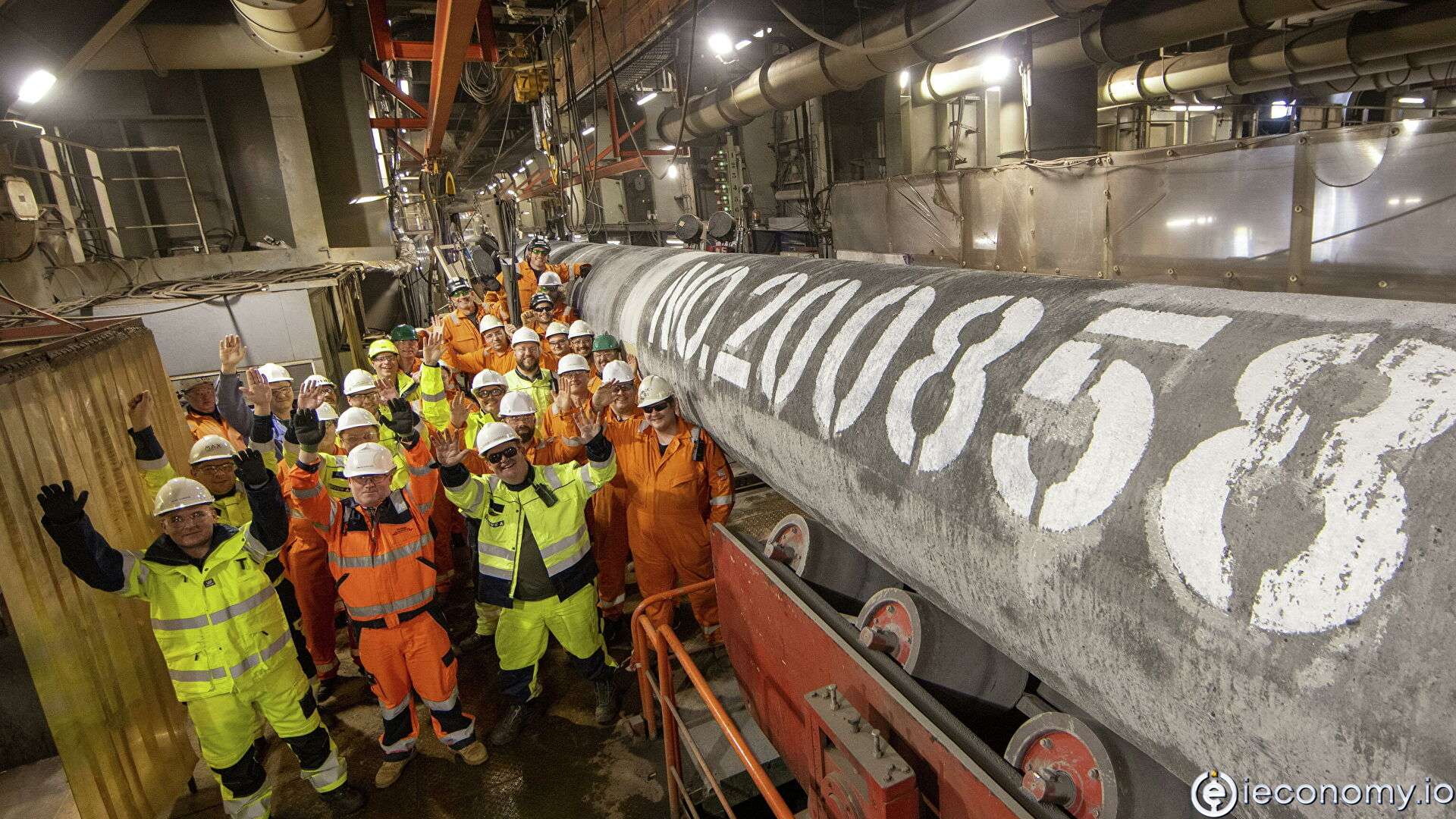 Nord Stream 2 boru hattının tüm bürokratik engelleri aşması aylar alabilir