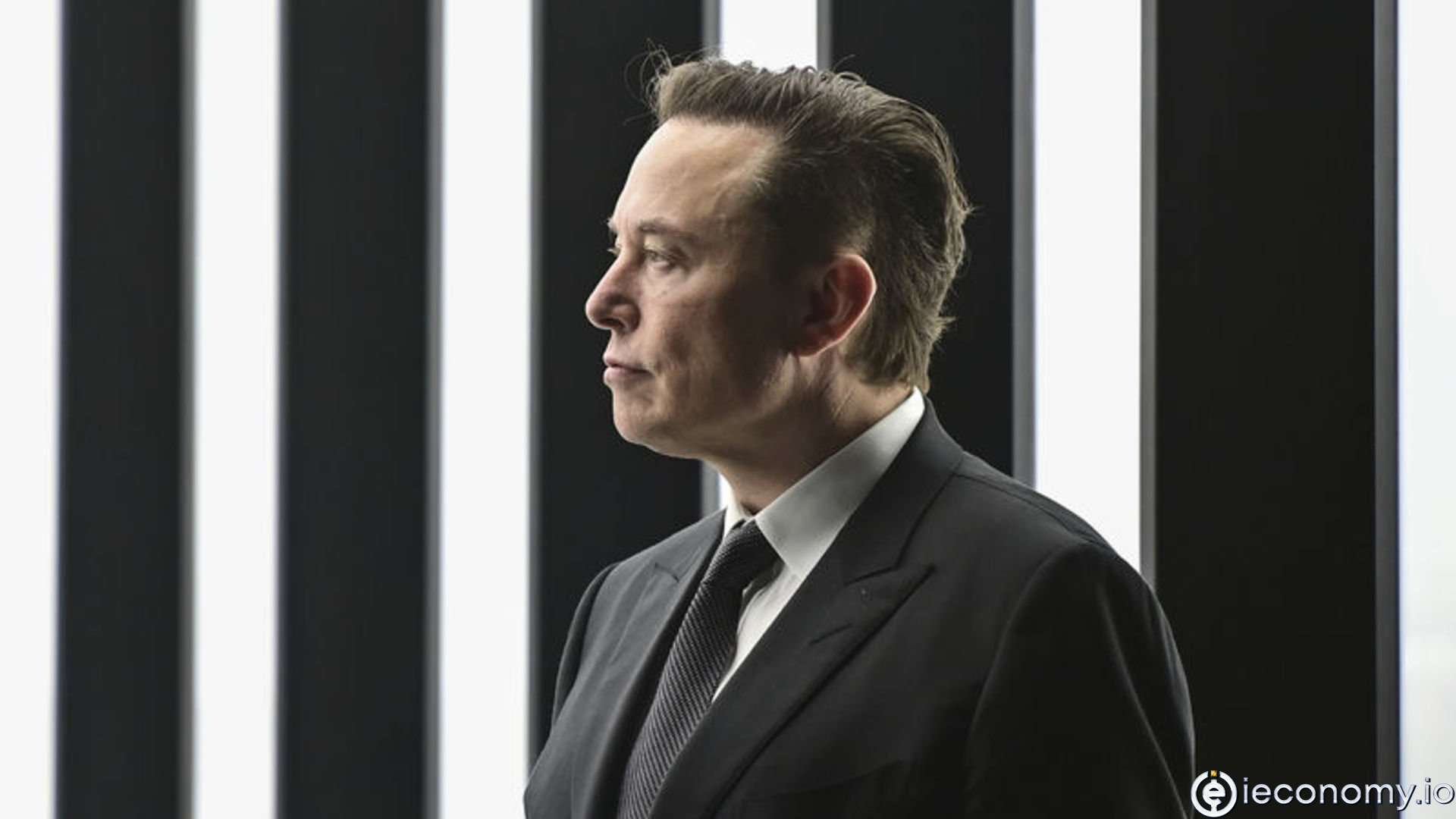 Ünlü İş İnsanı Elon Musk'ın Serveti 1 Yılda 92 Milyar Dolar Geriledi