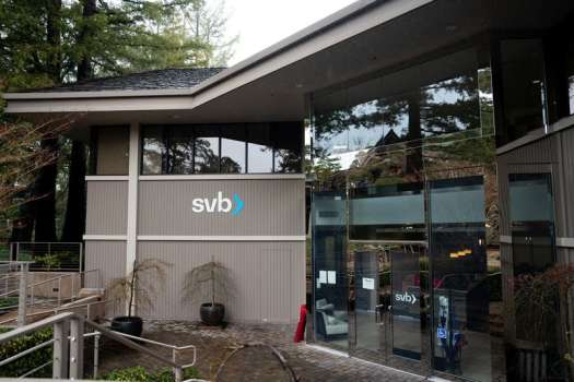 İngiltere Merkez Bankası SVB Krizini Kontrol Altına Almaya Çalışıyor