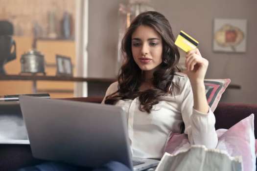 Hollanda’da Online Alışveriş Siteleri