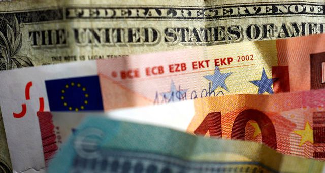 Dolar, PCE Enflasyon Verileri Öncesinde Dengeleniyor