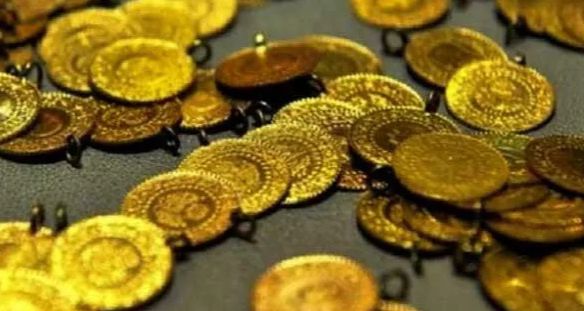 Powell'ın Konuşmasının Serpintisi: Teknoloji Hisseleri Düşüşteyken