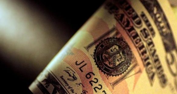 Dolar Sıkı Tutunurken, Yen FOMC Öncesinde Sallantılı Bölgede