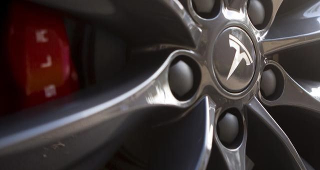 Tesla’nın En Büyük Hedefi; 'Tam Otonom Sürüş' Yazılımının Kullanımını Artırmak.